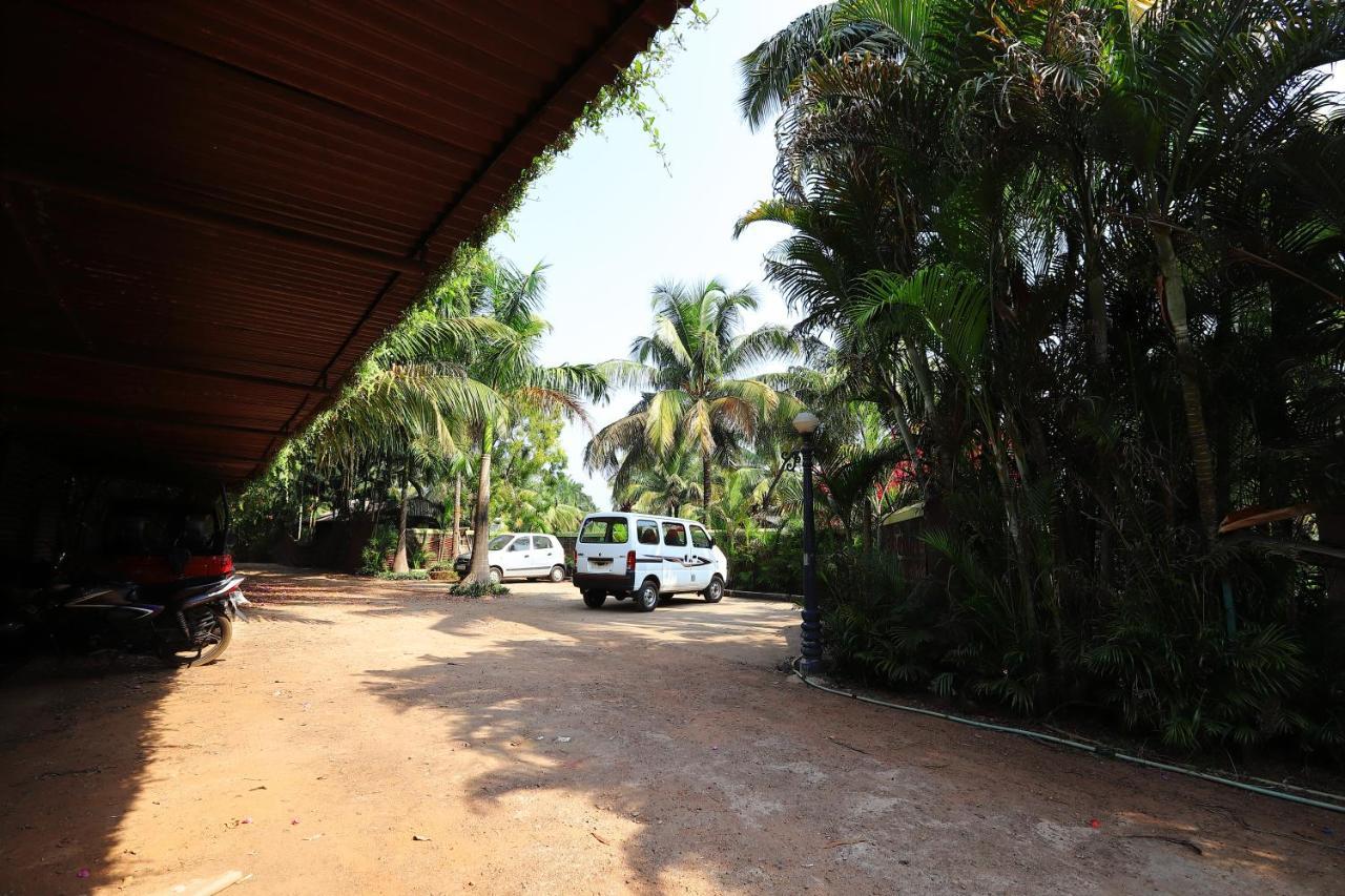 Resort Primo Bom Terra Verde Baga Exterior foto